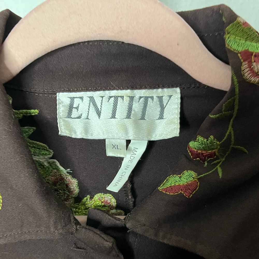 Entity Brown Embroidered Collared Snapped Buttone… - image 4